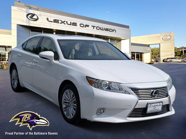 Photo of 2015 Starfire Pearl Lexus ES 350