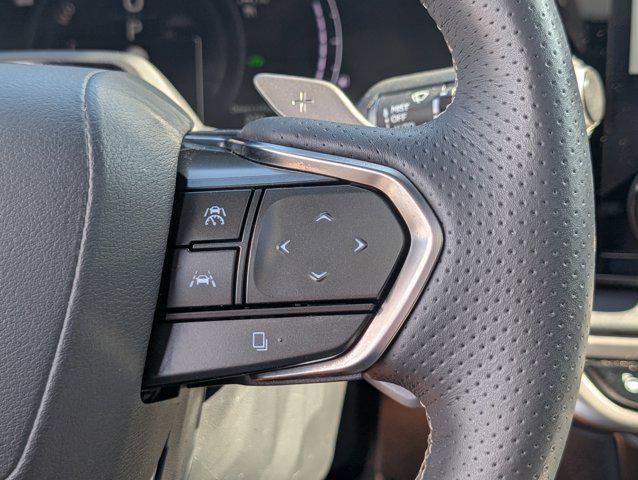 Photo of 2023 Ultra White Lexus RX 500h