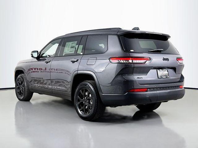 Photo of 2025 Baltic Gray Metallic Clearcoat Jeep Grand Cherokee L