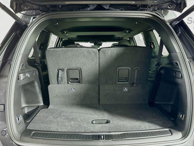 Photo of 2025 Baltic Gray Metallic Clearcoat Jeep Grand Cherokee L