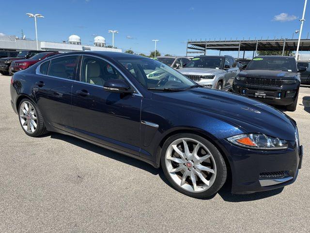 Photo of 2015 Blue Jaguar XF
