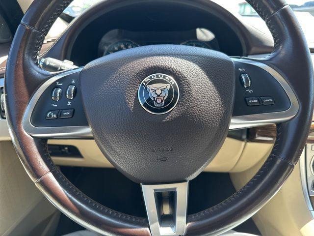 Photo of 2015 Blue Jaguar XF