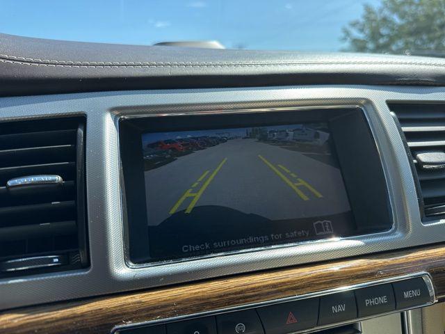 Photo of 2015 Blue Jaguar XF
