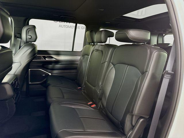 Photo of 2025 Bright White Clearcoat Jeep Wagoneer