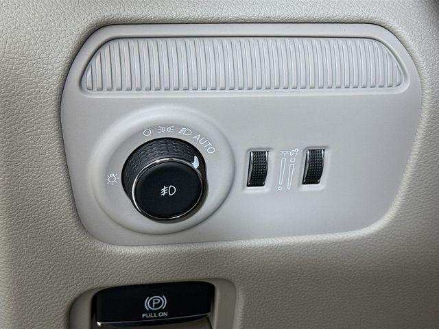 Photo of 2025 River Rock Jeep Wagoneer