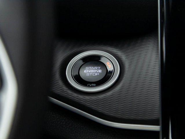 Photo of 2025 Silver Zynith Jeep Grand Cherokee L