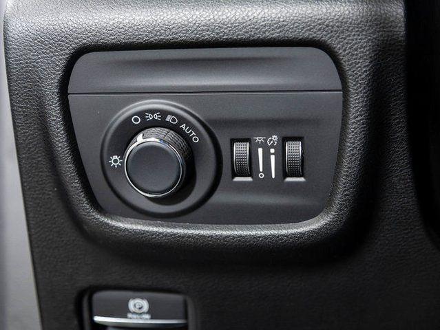 Photo of 2025 Silver Zynith Jeep Grand Cherokee L