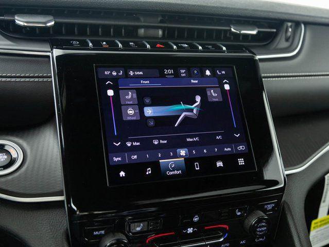 Photo of 2025 Silver Zynith Jeep Grand Cherokee L