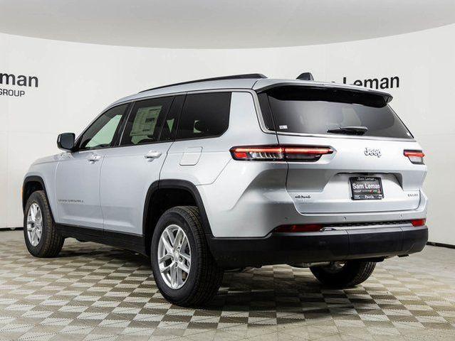 Photo of 2025 Silver Zynith Jeep Grand Cherokee L