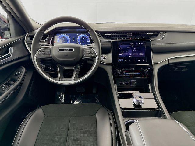 Photo of 2025 Velvet Red Pearlcoat Jeep Grand Cherokee L
