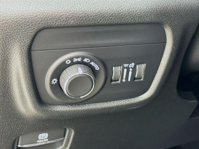 Photo of 2025 Velvet Red Pearlcoat Jeep Grand Cherokee L