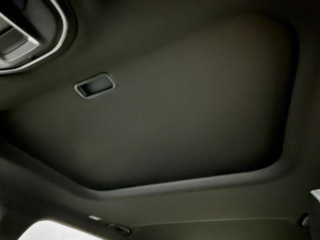 Photo of 2025 Baltic Gray Metallic Clearcoat Jeep Grand Cherokee L