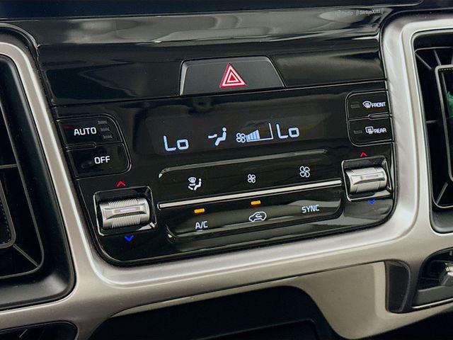 Photo of 2023 Aruba Green Kia Sorento
