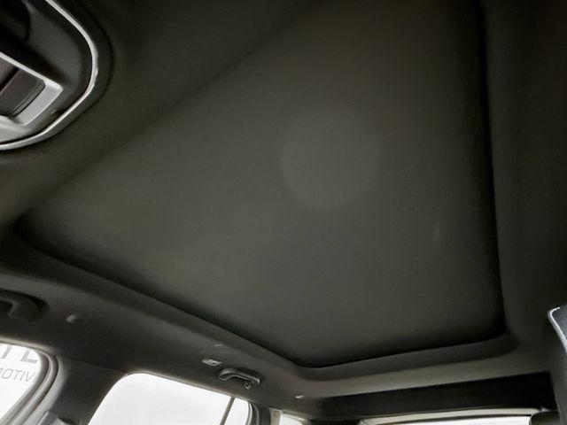 Photo of 2025 Diamond Black Crystal Pearlcoat Jeep Grand Cherokee