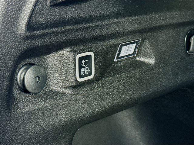 Photo of 2025 Bright White Clearcoat Jeep Grand Cherokee L