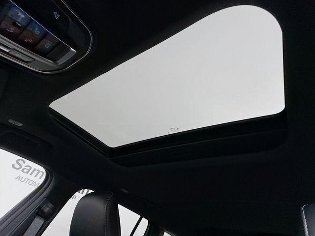 Photo of 2025 Bright White Clearcoat Jeep Grand Cherokee L