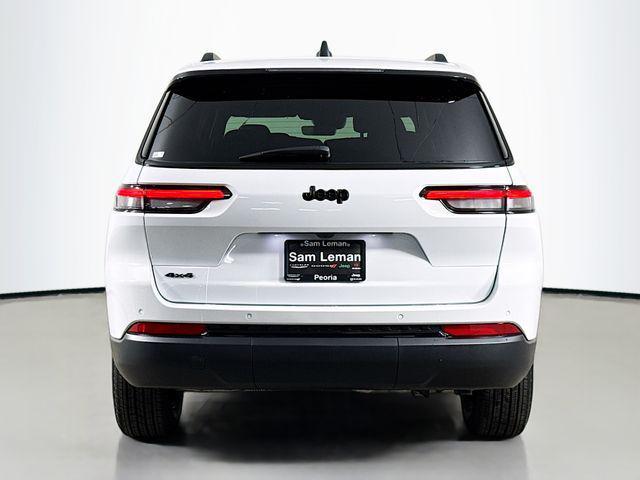 Photo of 2025 Bright White Clearcoat Jeep Grand Cherokee L