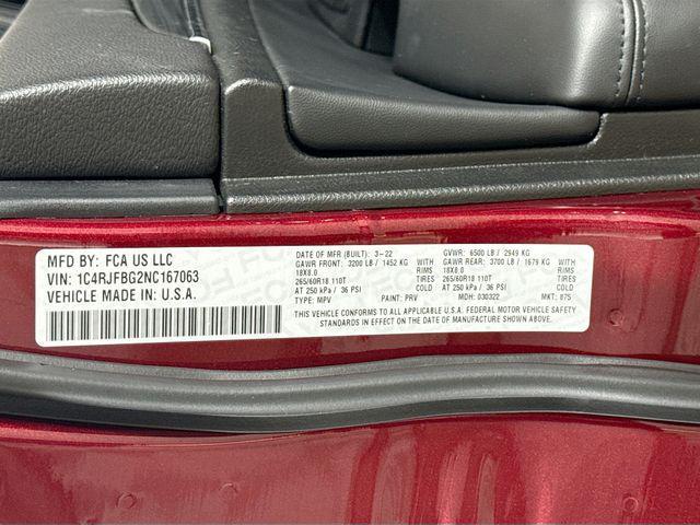 Photo of 2022 Velvet Red Pearlcoat Jeep Grand Cherokee
