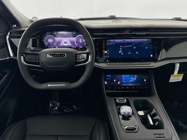 Photo of 2025 Diamond Black Crystal Pearlcoat Jeep Wagoneer S