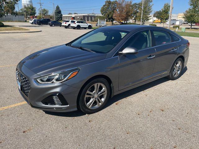 Photo of 2019 Machine Gray Hyundai SONATA