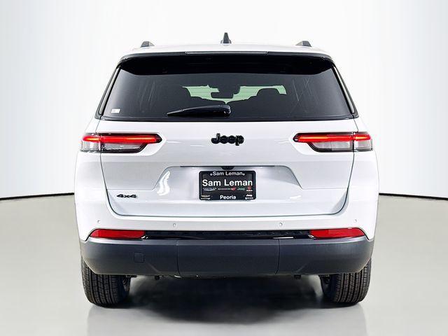 Photo of 2025 Bright White Clearcoat Jeep Grand Cherokee L