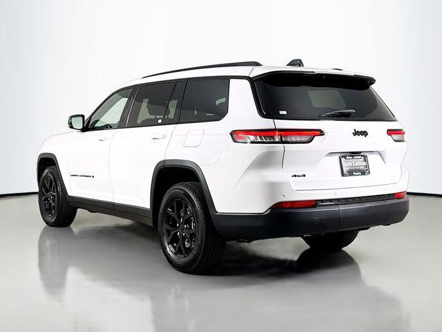 Photo of 2025 Bright White Clearcoat Jeep Grand Cherokee L
