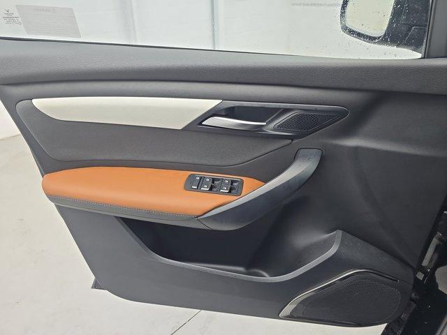 Photo of 2025 Black VinFast VF 8