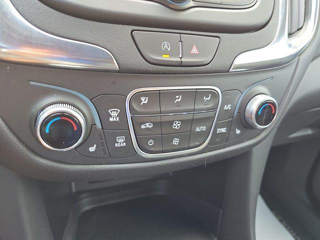 Photo of 2022 Summit White Chevrolet Equinox