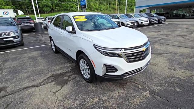 Photo of 2022 Summit White Chevrolet Equinox