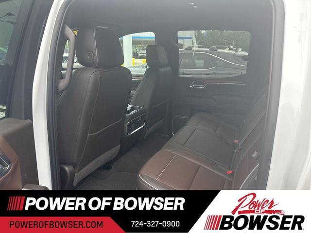 Photo of 2022 White Frost Tri-Coat GMC Sierra 1500