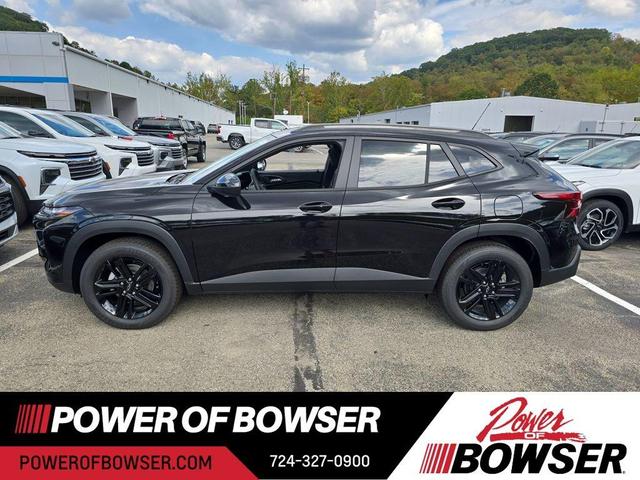 Photo of 2025 Mosaic Black Metallic Chevrolet Trax