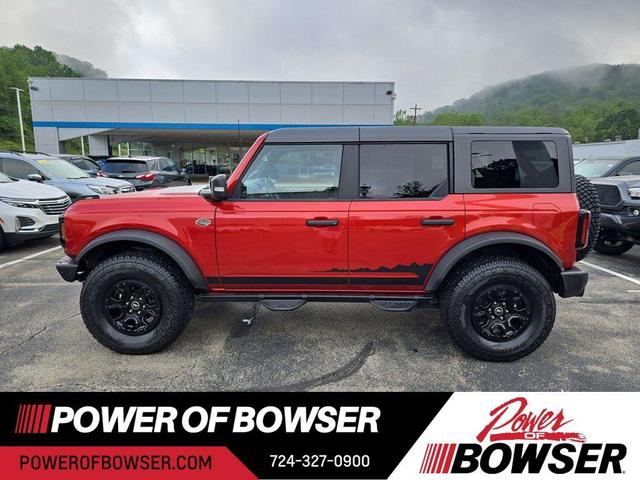 Photo of 2024 Hot Pepper Red Metallic Tinted Clearcoat Ford Bronco