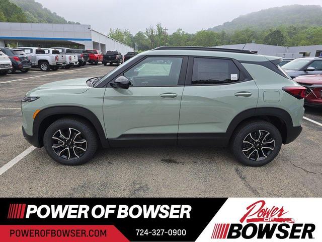 Photo of 2026 Green Chevrolet Trailblazer