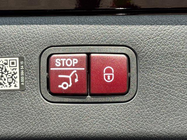 Photo of 2024 RUBELLITE RED M Mercedes-Benz EQS 580