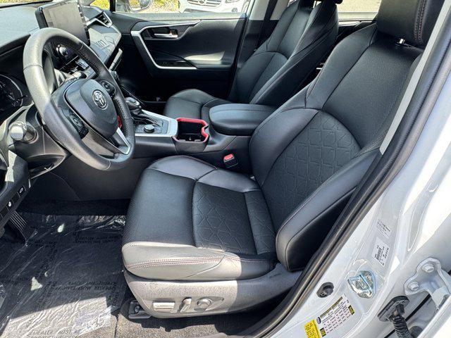 Photo of 2024 White Toyota RAV4