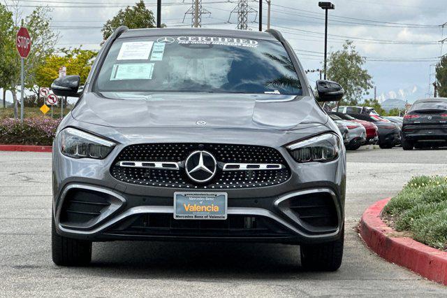 Photo of 2025 MOUNTAIN-GRY-ME/BLK-W/RED-TOPSTITCHING-MB Mercedes-Benz GLA 250