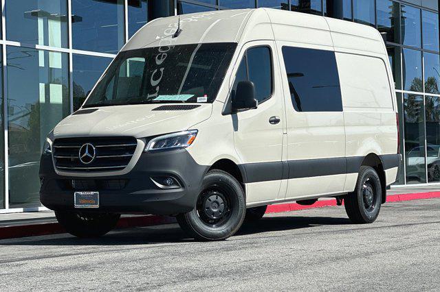 Photo of 2024 Gray Mercedes-Benz Sprinter 2500