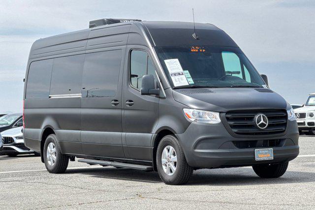 Photo of 2024 Black Mercedes-Benz Sprinter 2500