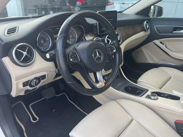 Photo of 2016  Mercedes-Benz GLA-Class