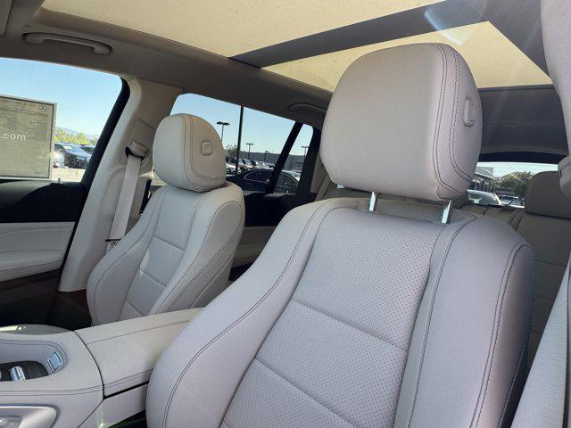 Photo of 2026 CIRRUS SILVER Mercedes-Benz GLS 450