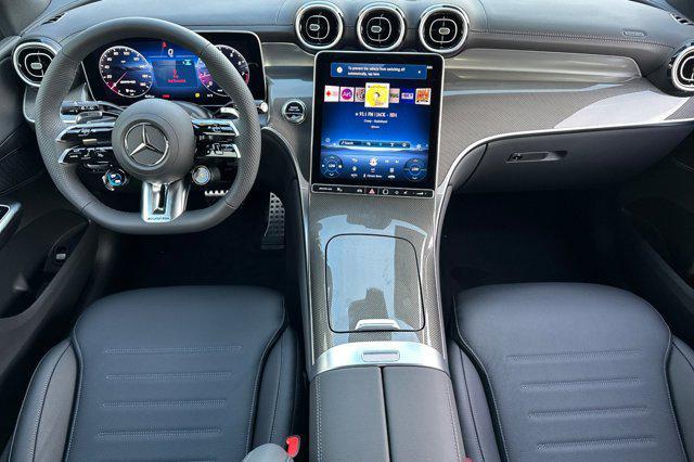 Photo of 2025 POLAR WHT Mercedes-Benz AMG GLC 43