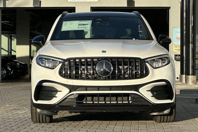Photo of 2025 POLAR WHT Mercedes-Benz AMG GLC 43