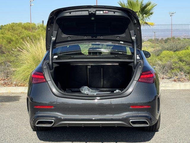 Photo of 2025 GRAPH GREY Mercedes-Benz C-Class