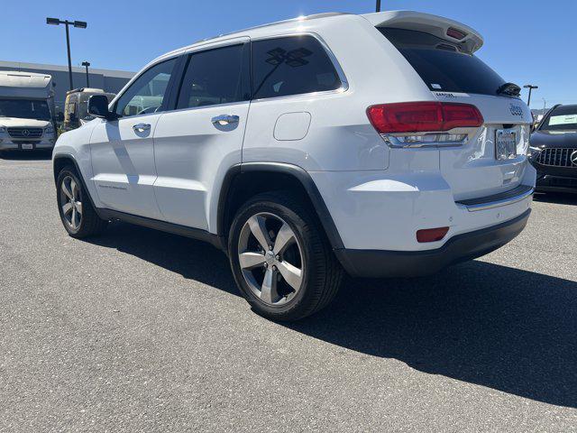 Photo of 2015 Bright White Clearcoat Jeep Grand Cherokee