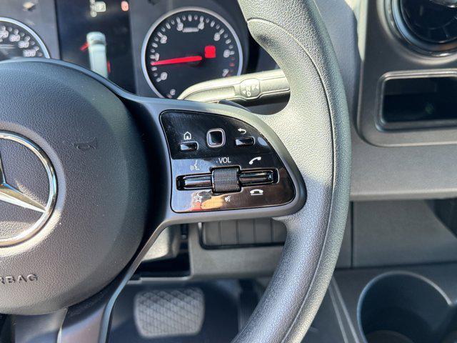 Photo of 2023 Artic White Mercedes-Benz Sprinter 1500