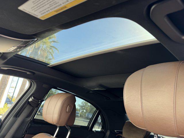 Photo of 2014 DESIGNO-MOCHA-B Mercedes-Benz S-Class