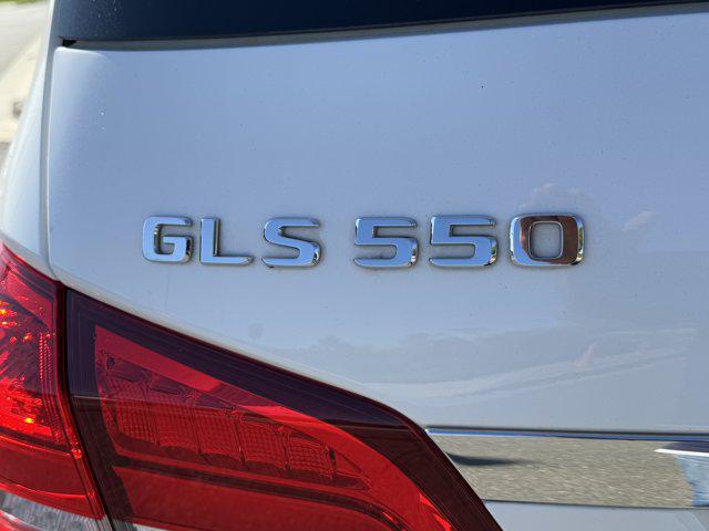 Photo of 2018 White Mercedes-Benz GLS 550
