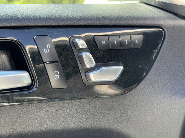 Photo of 2018 White Mercedes-Benz GLS 550
