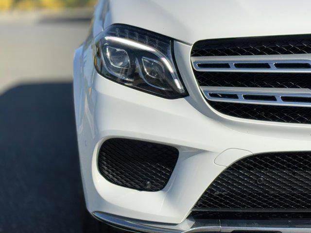Photo of 2018 White Mercedes-Benz GLS 550
