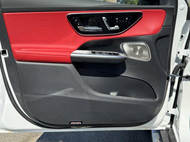 Photo of 2026 MOONLGHT WHITE Mercedes-Benz AMG GLC 43